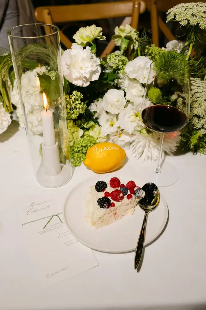 Ambiance romantique d’un mariage au Domaine de Valbonne