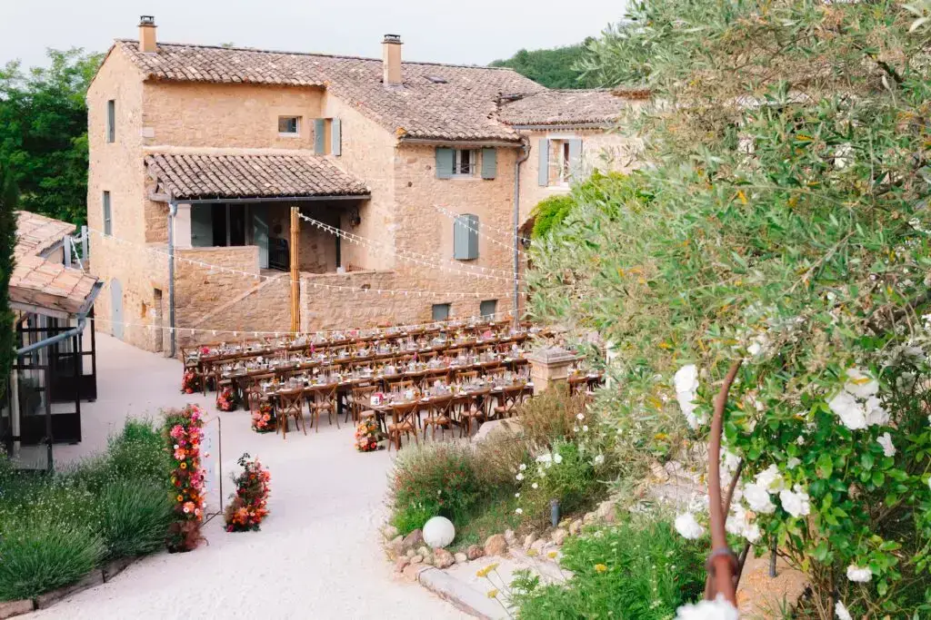 Décoration des tables au Domaine de Valbonne