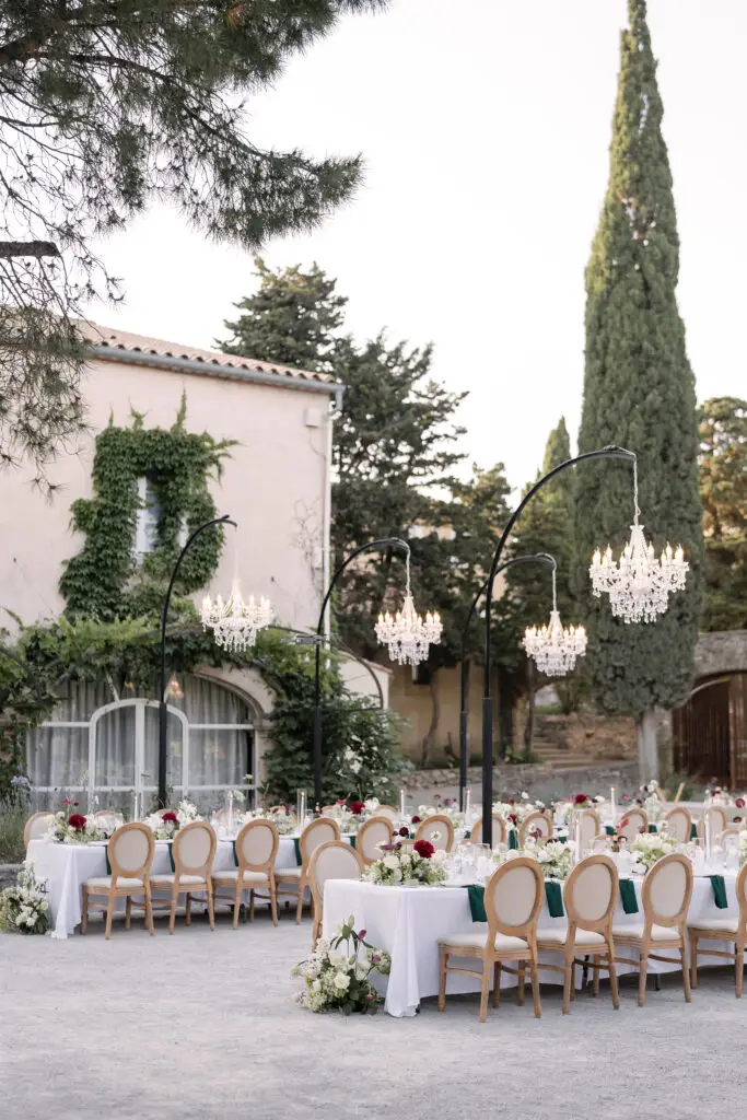 Mariage authentique au Château de l’Hospitalet, Narbonne