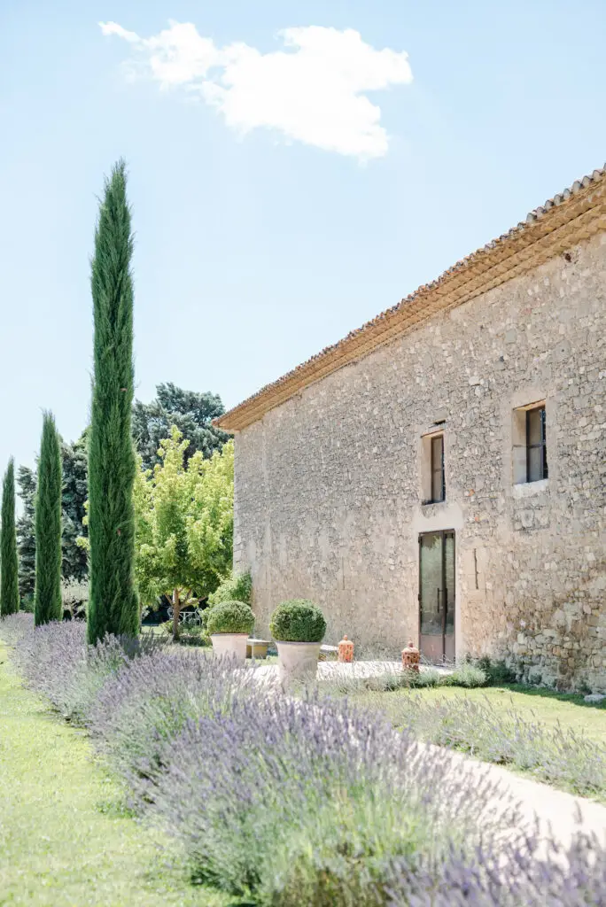 Réception de mariage en Provence au Petit Roulet