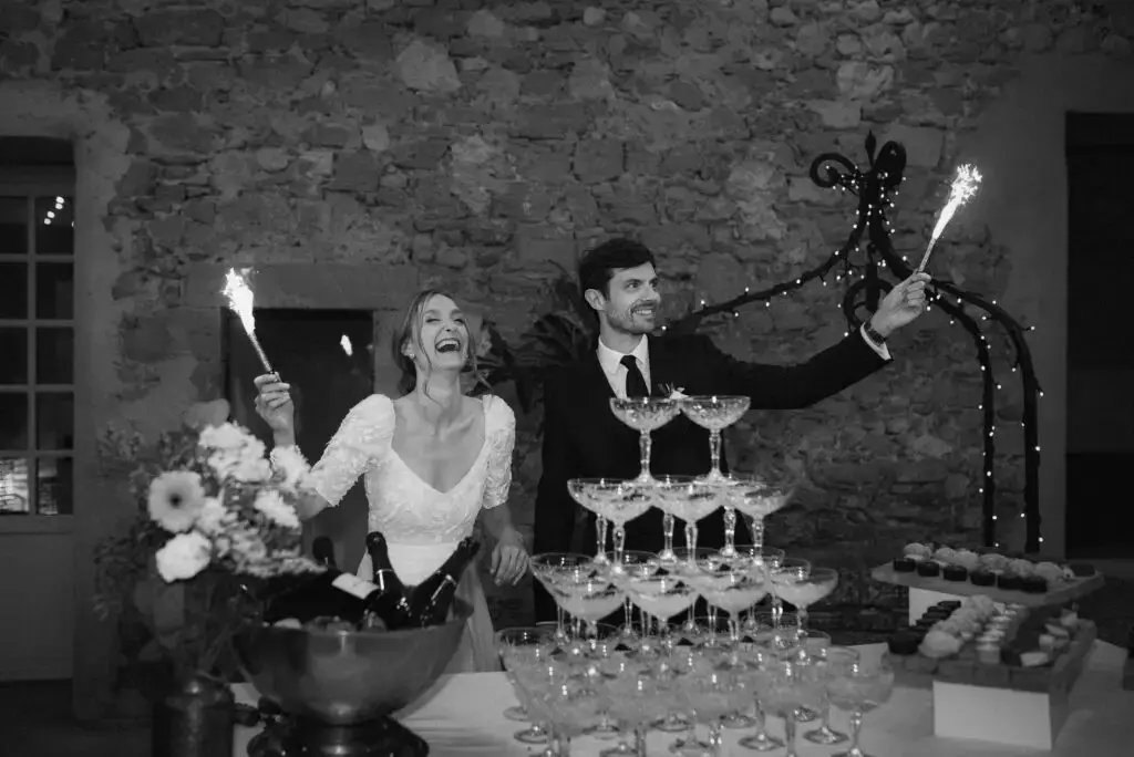 Champagne tower au petit Roulet en Provence