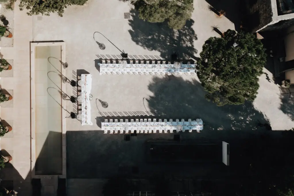 Décoration des tables pour un mariage dans le Sud de la France
