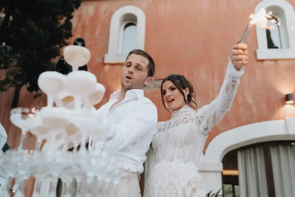 Champagne tower au château l'hopitalet